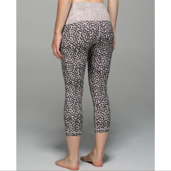 Lululemon Wunder Under Roll Down Ivory Black Dot Workout Crop Leggings Pants 4 - Picture 2 of 6